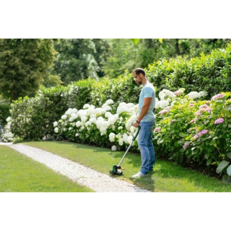 Тример садовий Bosch UniversalGrassCut 18V-260 1х2.5Ah, 26см, 2.3кг (0.600.8C1.D03)