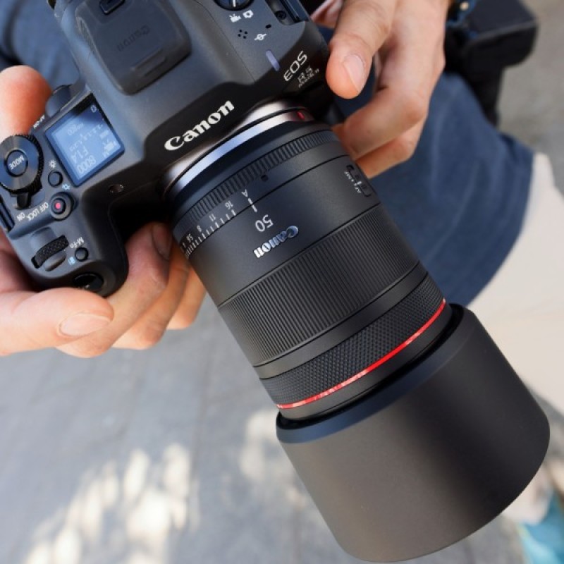 Об'єктив Canon RF 50mm f/1.4 L VCM (6908C005)