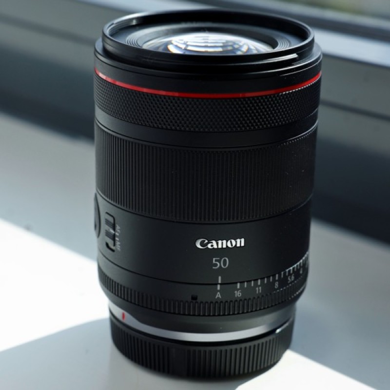 Об'єктив Canon RF 50mm f/1.4 L VCM (6908C005)
