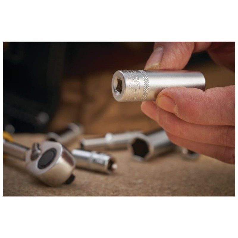 Головка торцева Stanley 1/4", 14 мм, шестигранна, подовжена (FMMT17966-0)