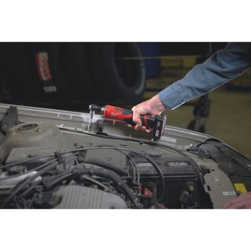 Гайковерт Milwaukee кутовий 3/8", M12 IR-201B, 47Нм, 2x2Ah (4933441720)