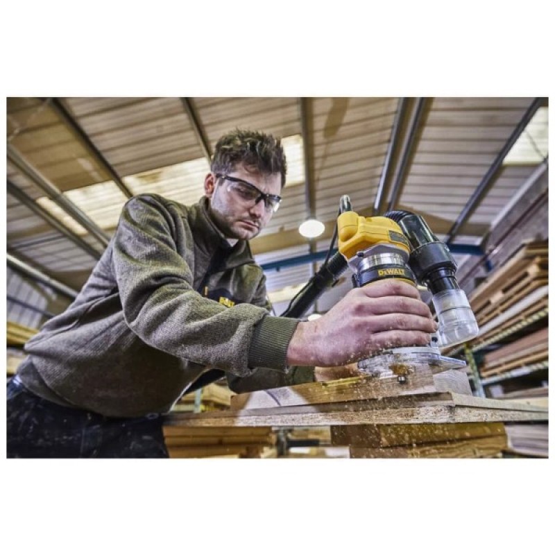 Фрезер DeWALT 900 Вт, 16000 - 27000 об/хв, цанга 8 мм, 4.4 кг (D26200)