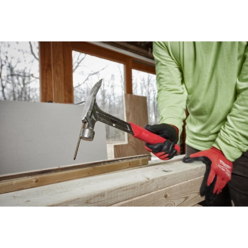 Молоток Milwaukee сталевий з прямим гвоздодером 570 гр, рукоятка SHOCKSHIELD (4932478654)