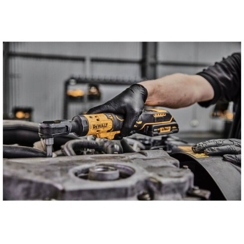 Гайковерт DeWALT кутовий 18 В XR Li-lon, 95 Нм, (без АКБ та ЗП) (DCF512N)