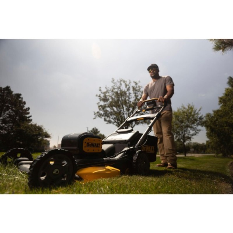 Газонокосарка DeWALT 18 В, 53 см, 2x8Ah.28 кг (DCMWP134W2)
