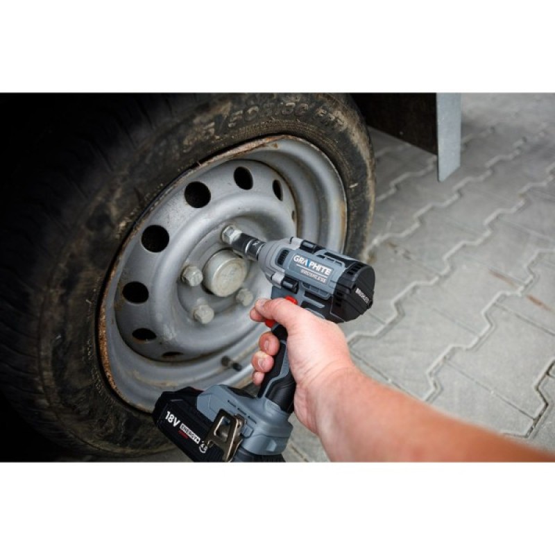 Гайковерт Graphite Energy+ 18V, безщітковий, 2600об/хв, 330Нм, 1/2", 0.9кг (без АКБ та ЗП) (58G028-1)