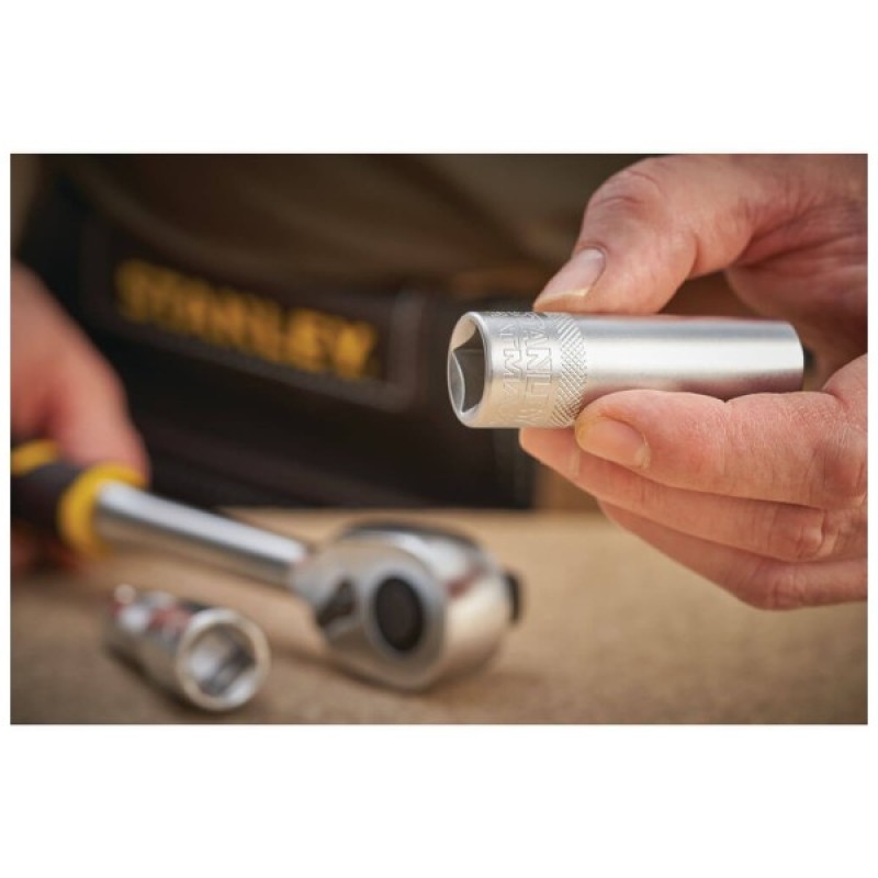 Головка торцева Stanley 1/4", 21 мм, шестигранна, подовжена (FMMT17968-0)
